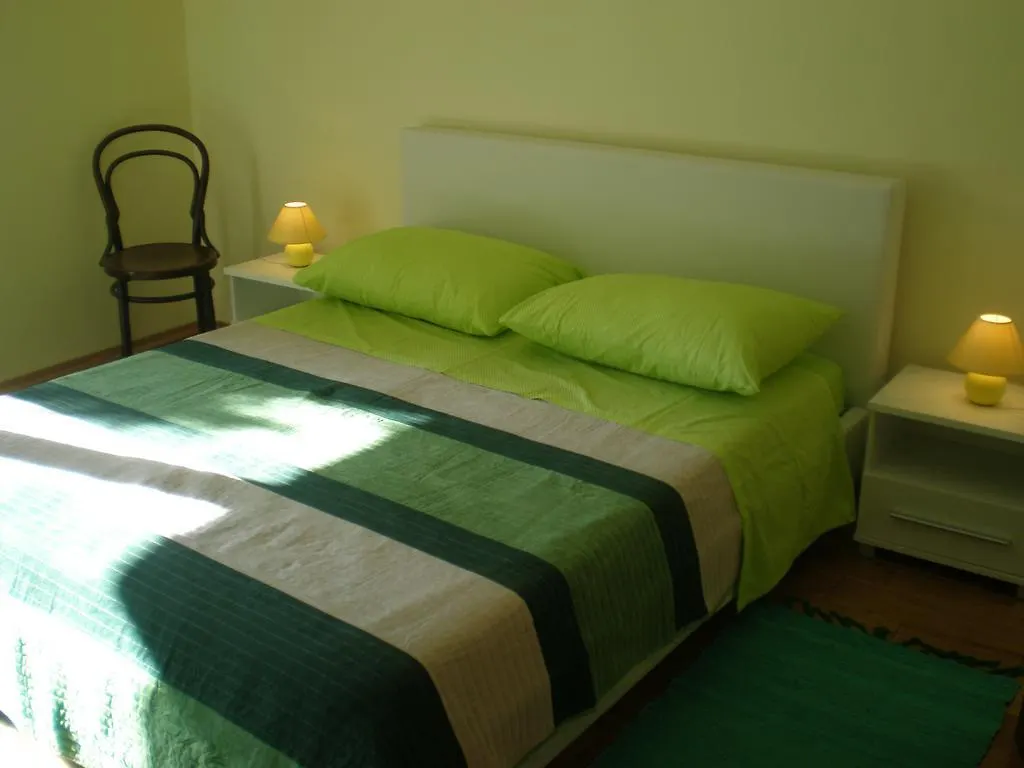 Apartment Ms Πούλα